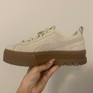 Puma Mayze sneakers. Size 7. Color Oat/Gum